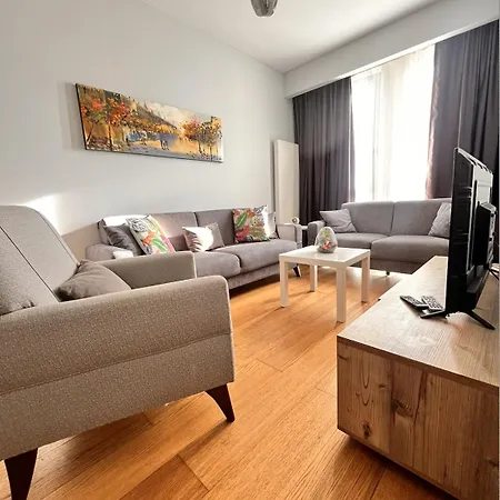 Divan - Guenesli Near Atakoey Metro Station Стамбул