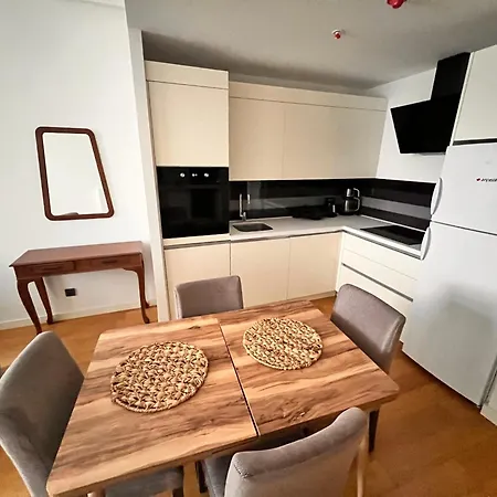 Lägenhet Divan - Guenesli Near Atakoey Metro Station Istanbul