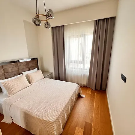 Divan - Guenesli Near Atakoey Metro Station * Isztambul