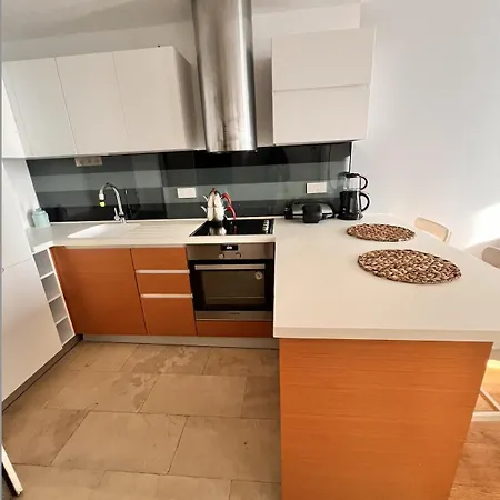 Divan - Guenesli Near Atakoey Metro Station *