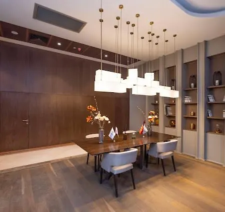 Divan - Guenesli Near Atakoey Metro Station